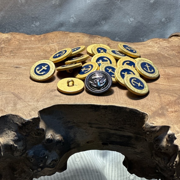 20 Vintage Anchor Buttons - Picture 7 of 7